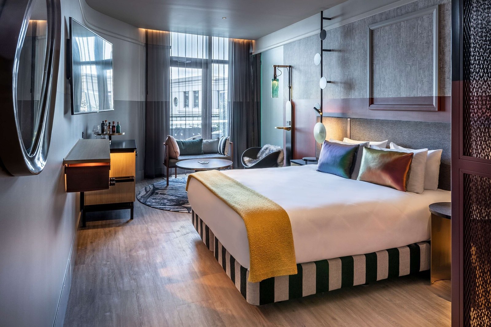 QT Auckland — rooms