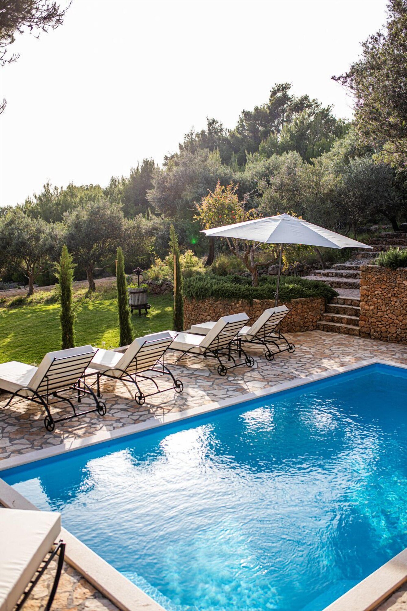 Boskinac, the pool