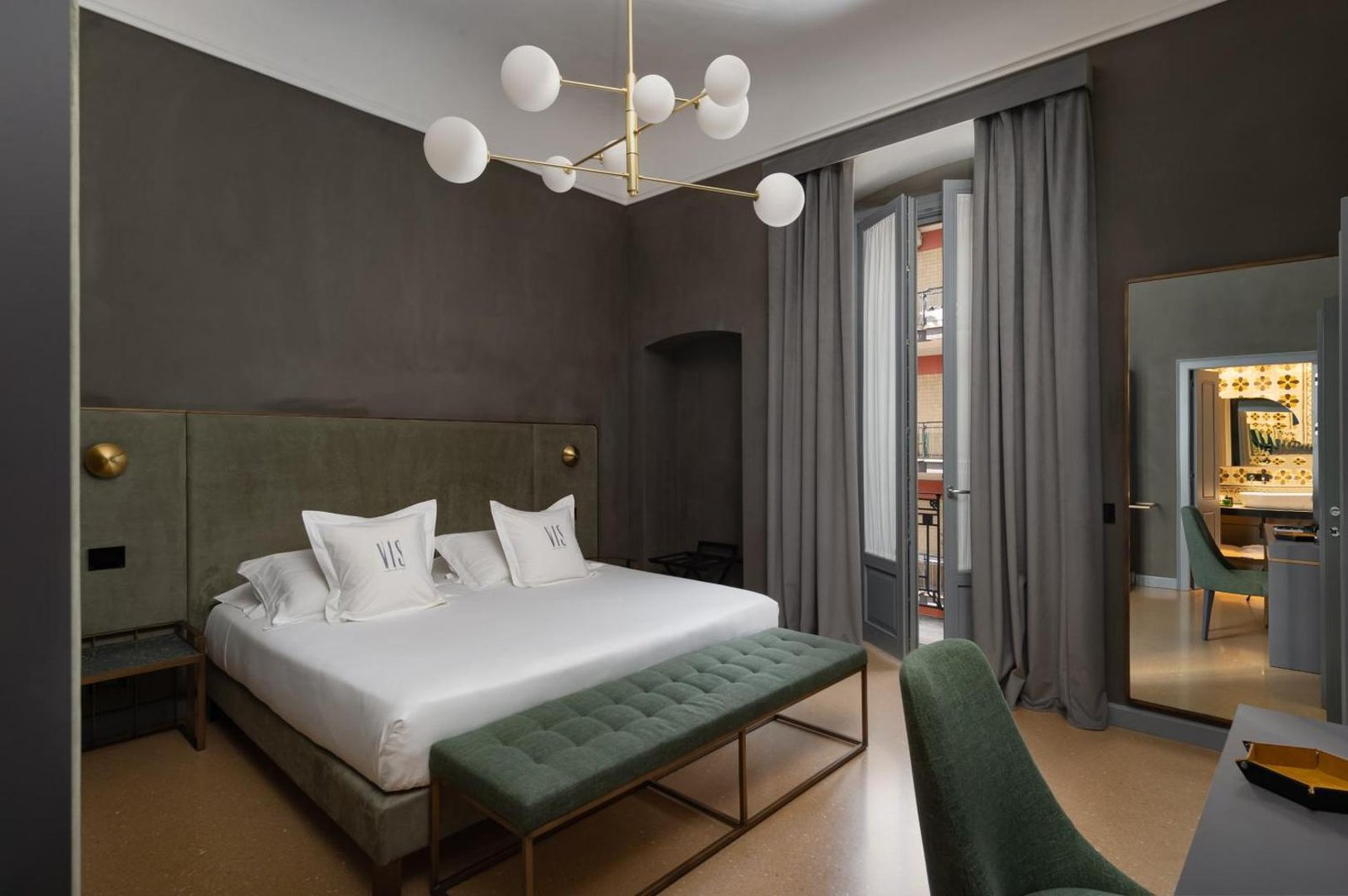 Vis Urban Suite & Spa