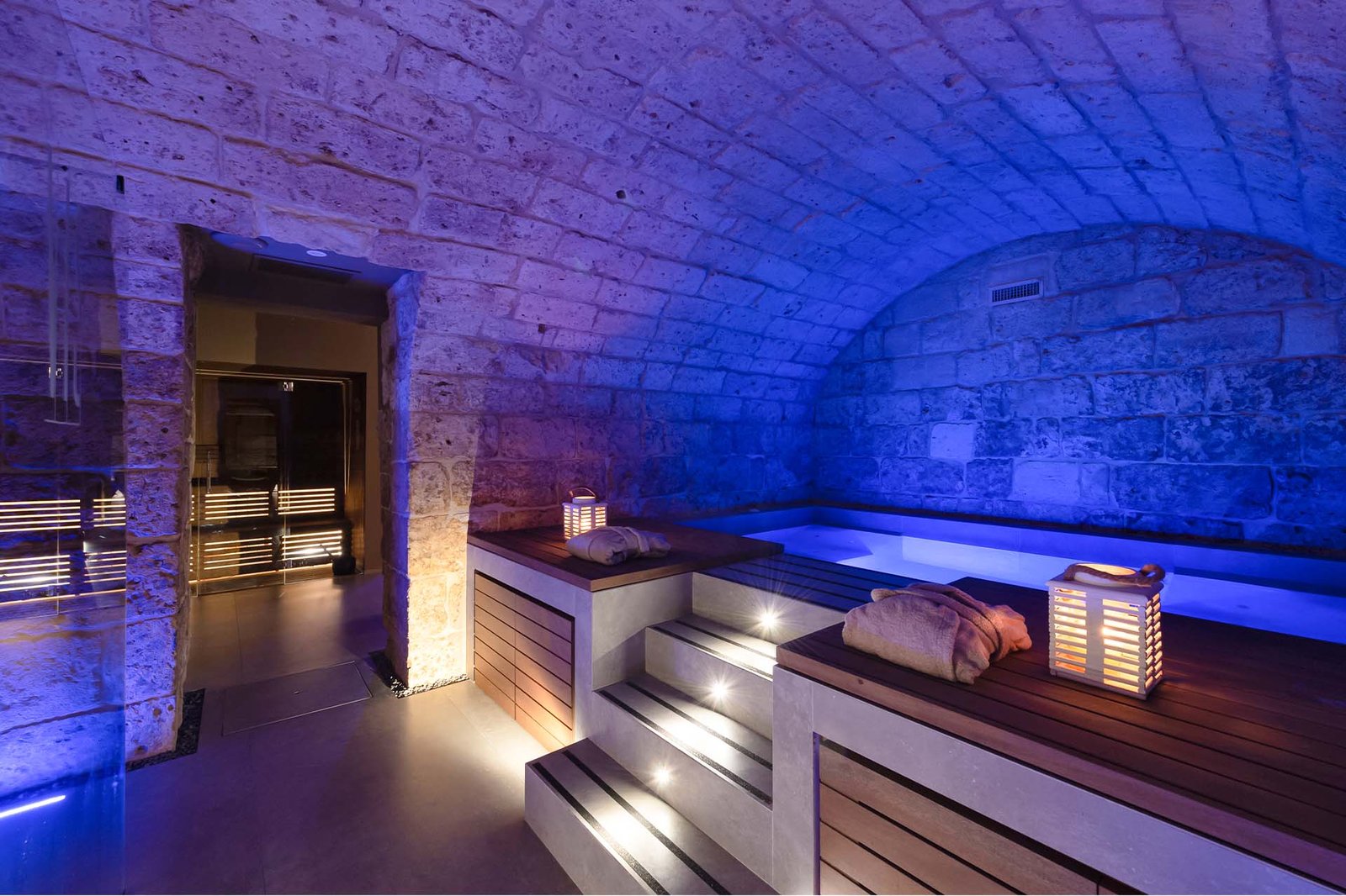 Vis Urban Suite & Spa