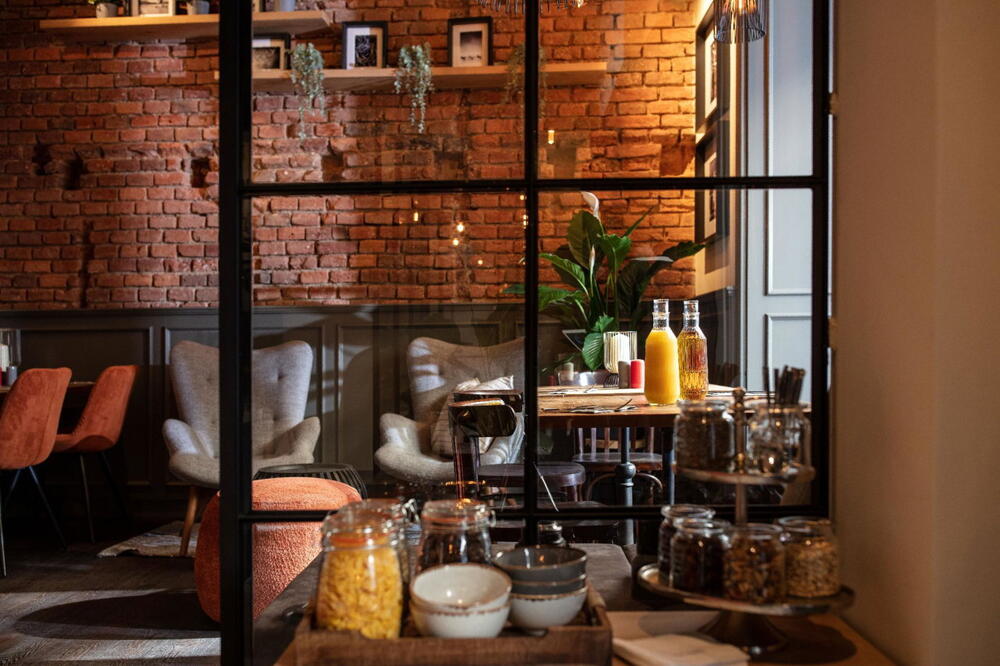 THE MANES Boutique Hotel Prague, café lola