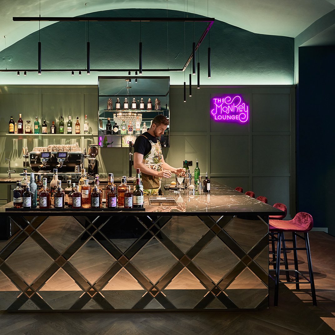 Falkensteiner Hotel Prague, the monkey bar