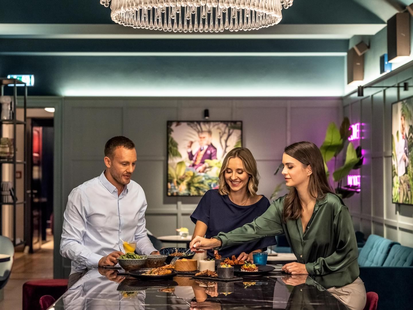 Falkensteiner Hotel Prague, the monkey bar