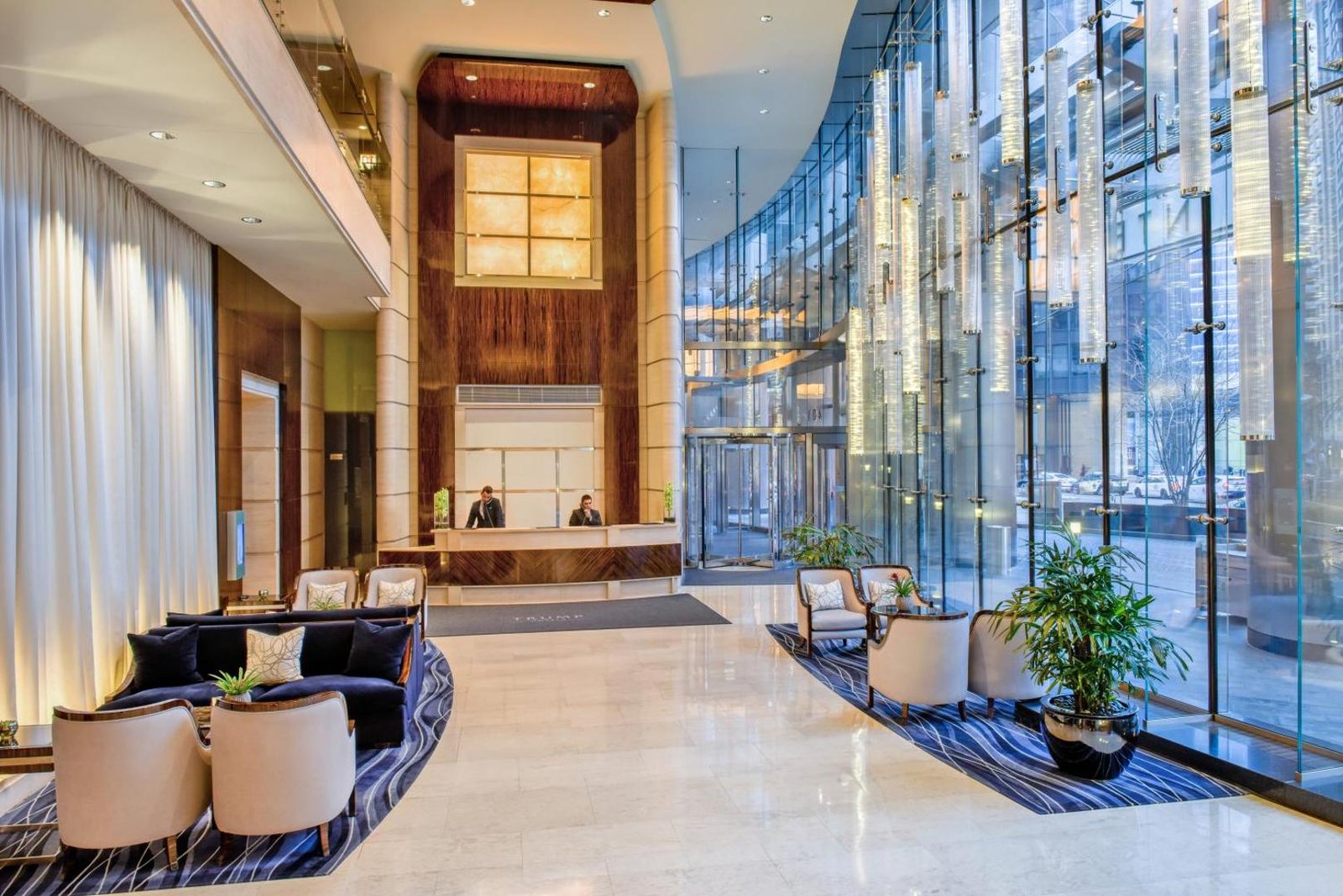 Trump International Hotel & Tower — vibe