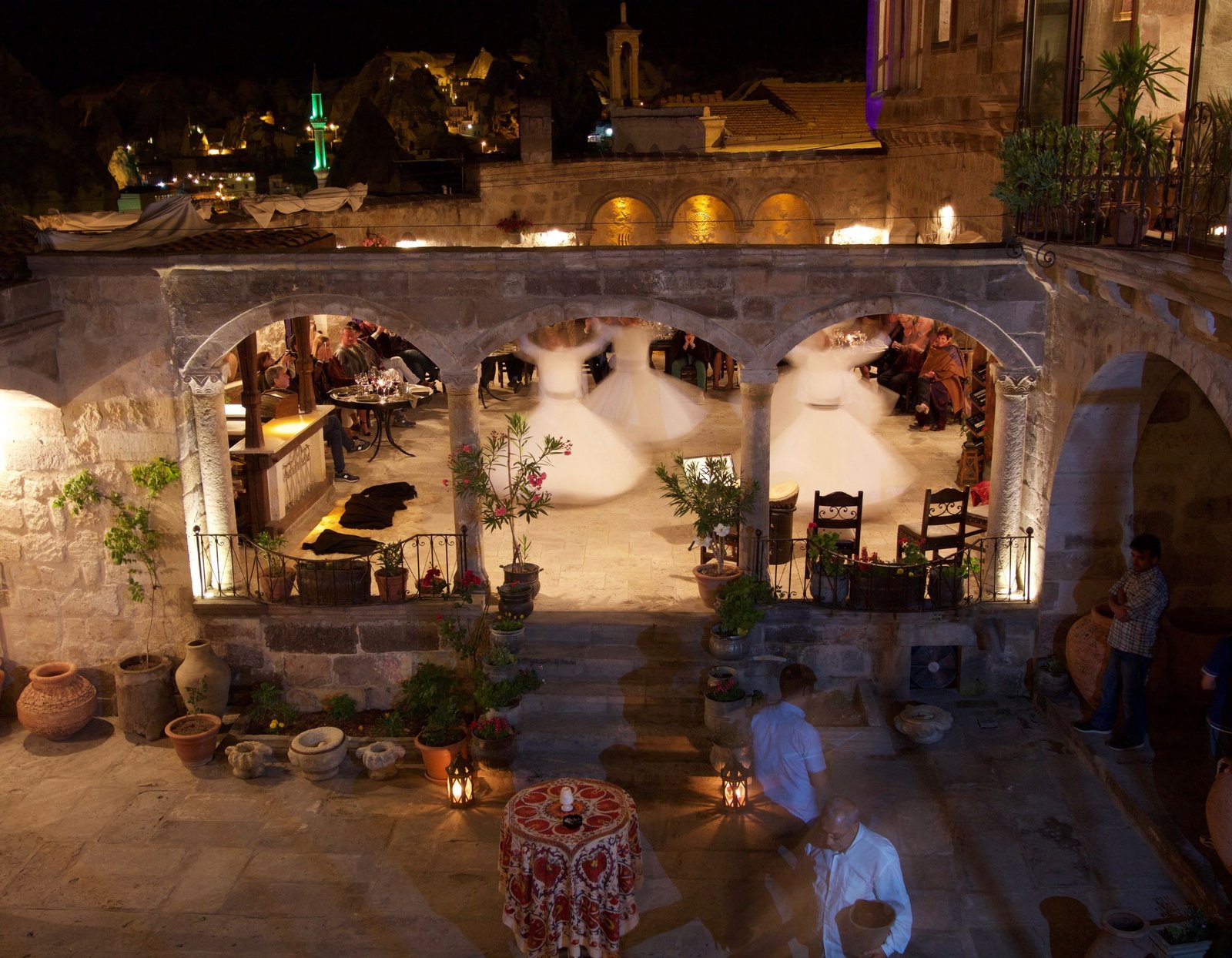 Sultan Cave Suites, at the table