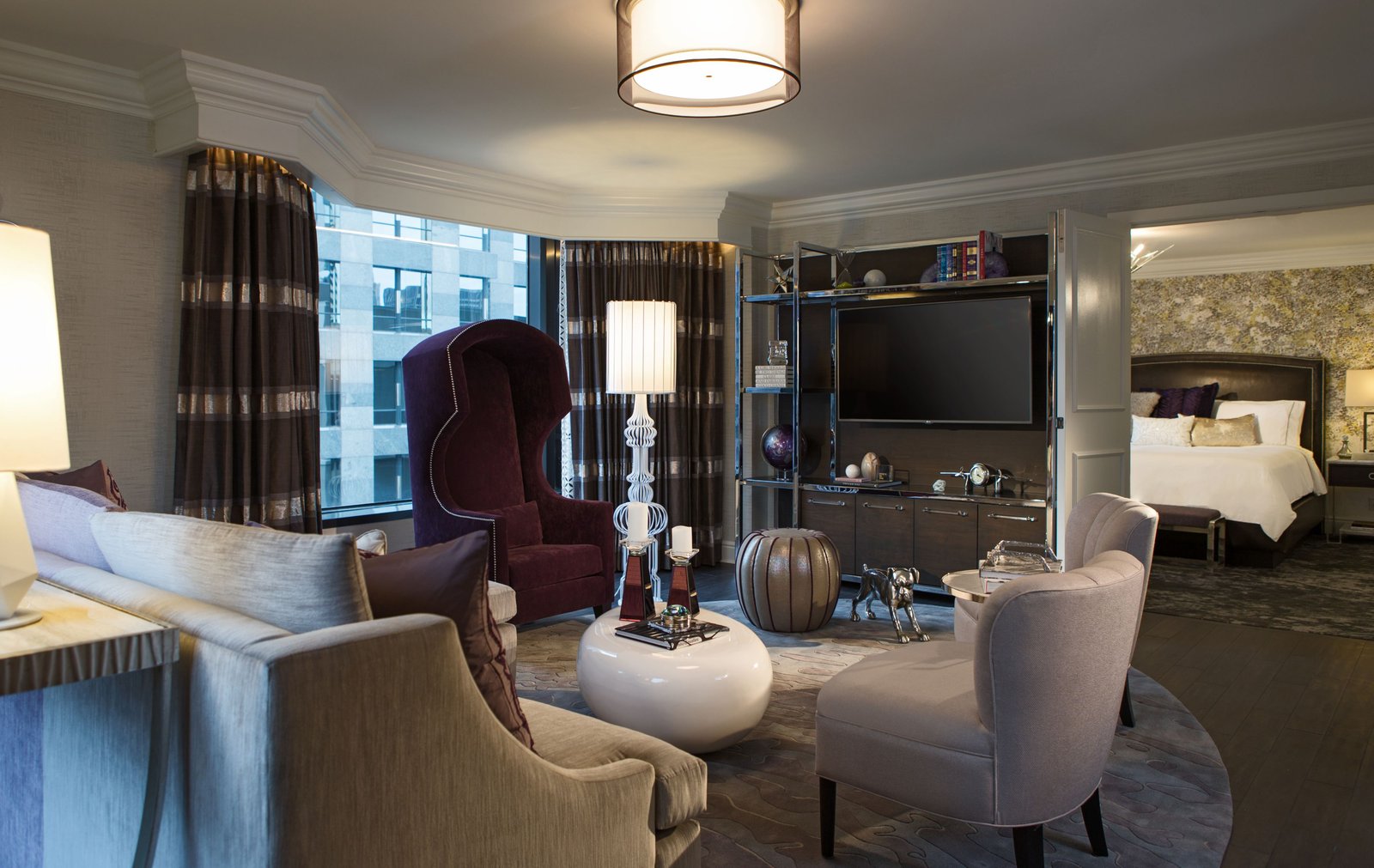 Renaissance Chicago Downtown Hotel — rooms