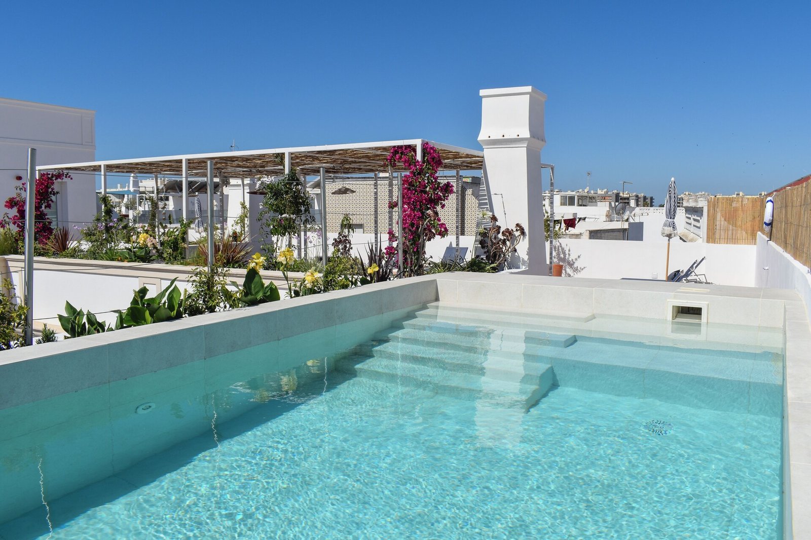 Boutique Hôtel Casa Amor Olhão, the pool