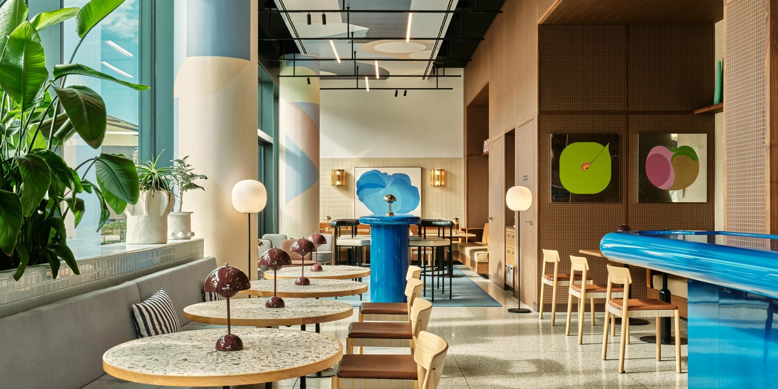 Kimpton Main Frankfurt by IHG, at the table