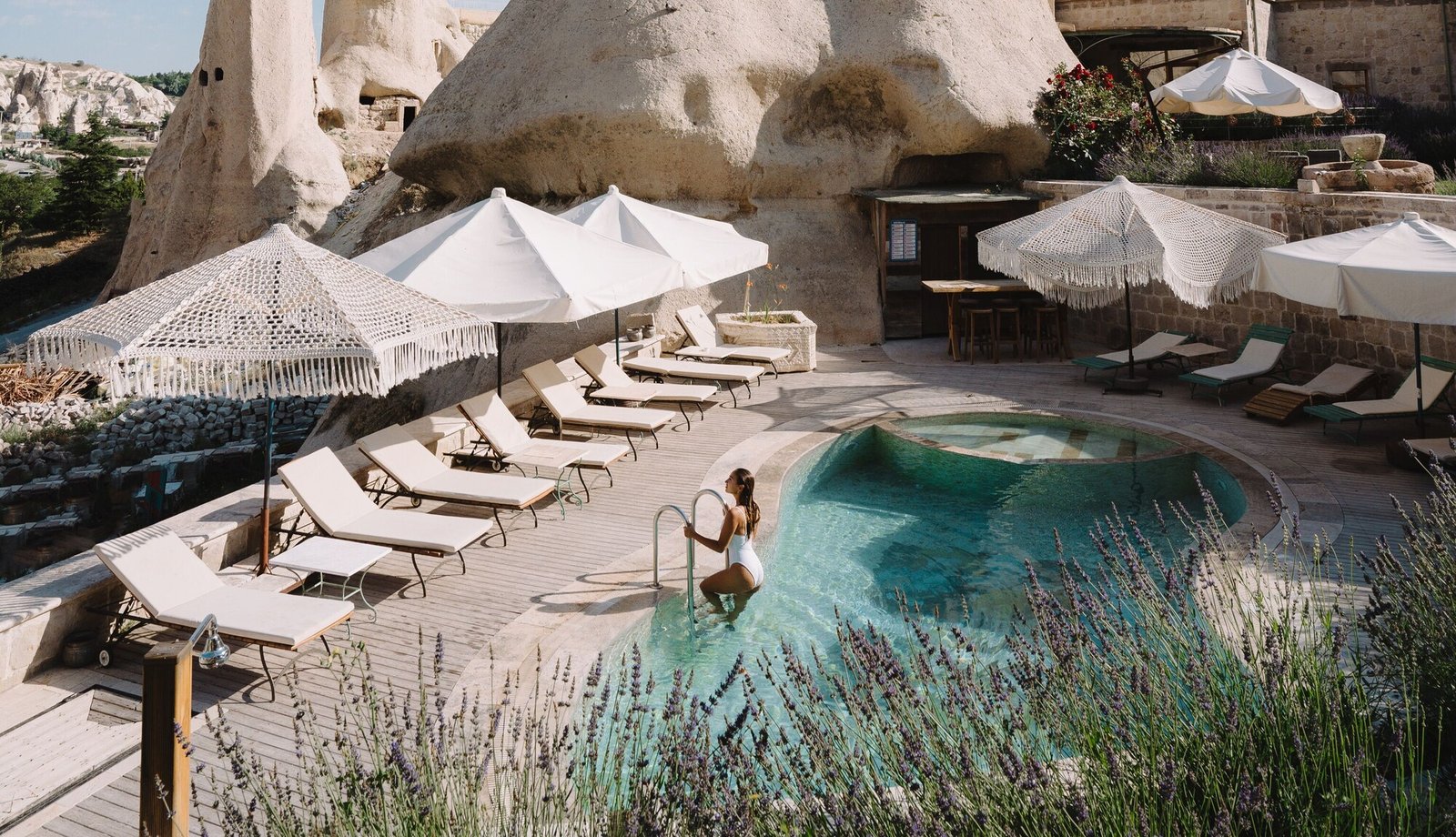 Aza Cave Hotel, the pool