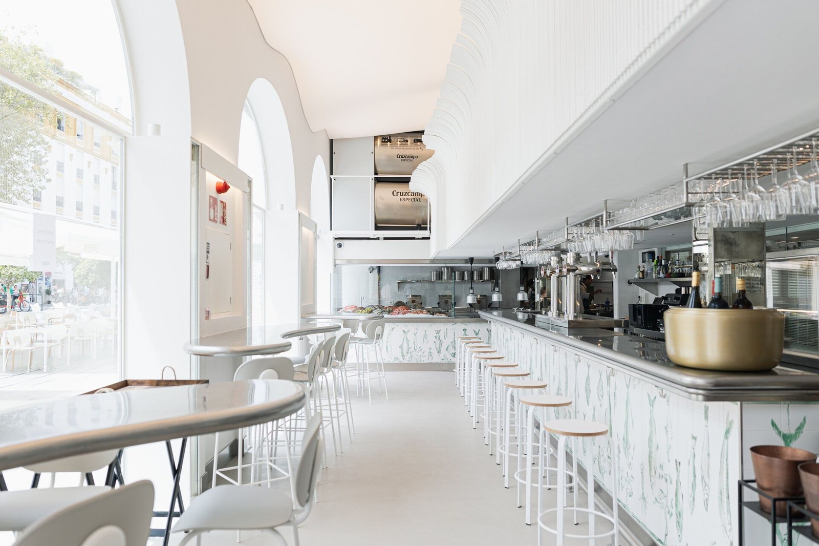 Hotel Tayko Sevilla, at the table