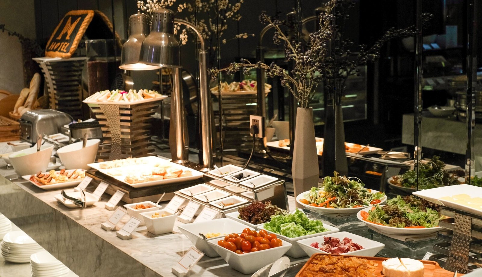 M Hotel Saigon, at the table