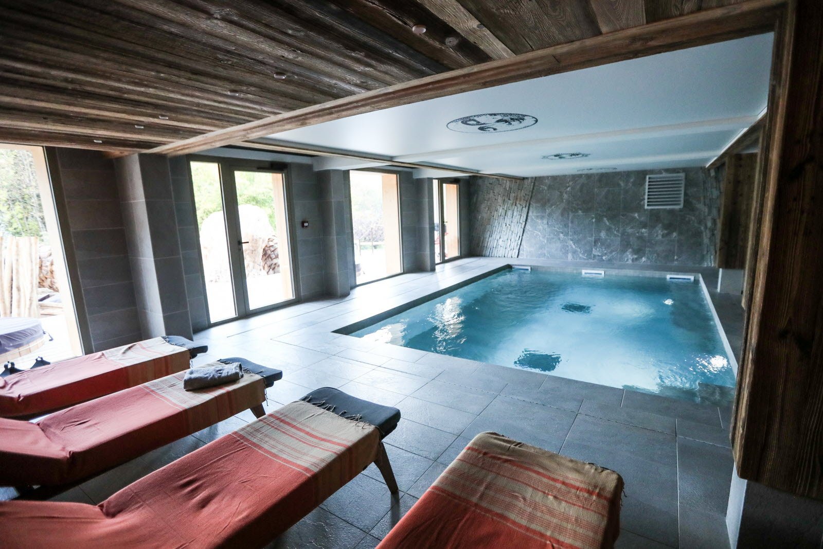 Auberge d'Aillon et d'Ailleurs, the pool