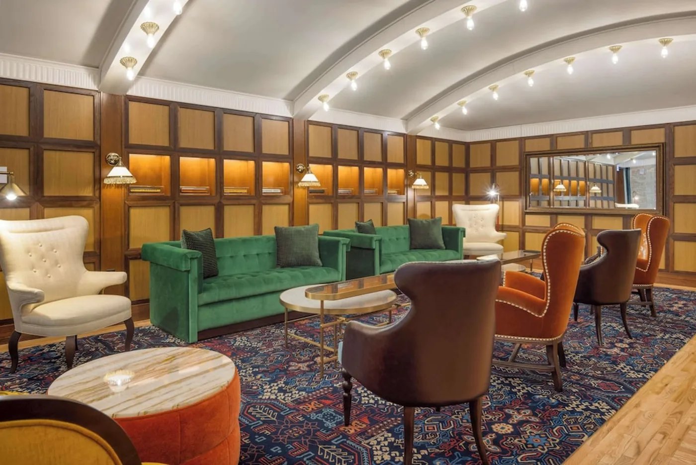 Canopy by Hilton Chicago Central Loop — eat & drink