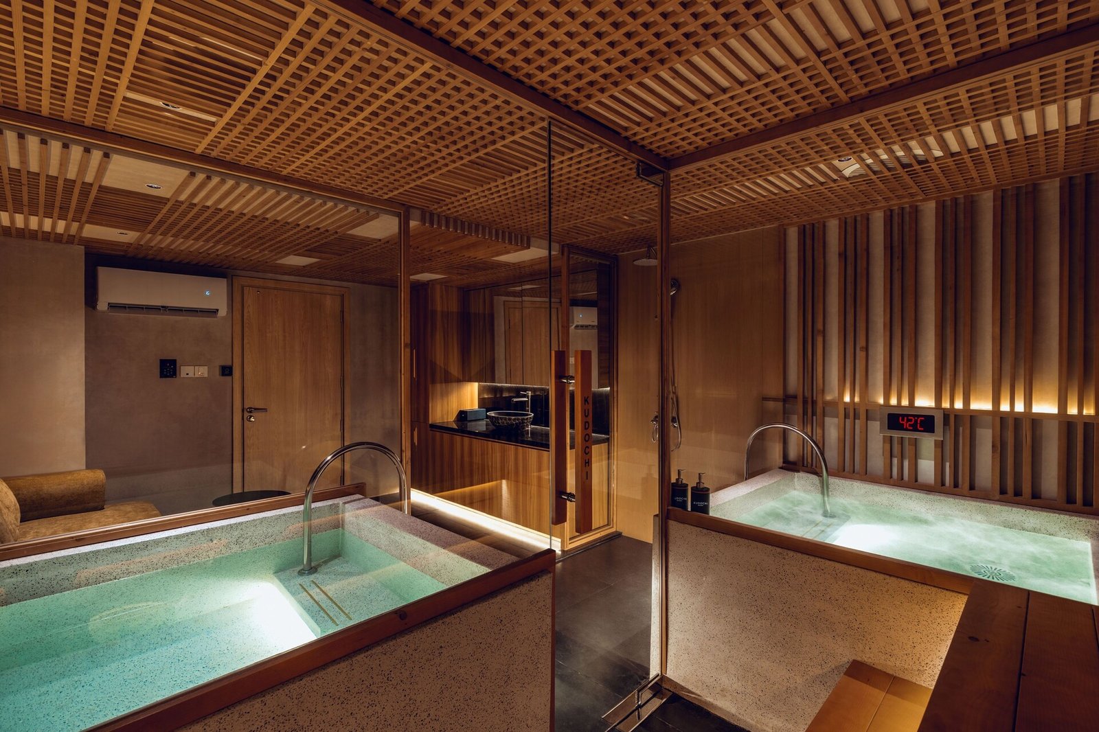 KiN Hotel Onsen, the spa