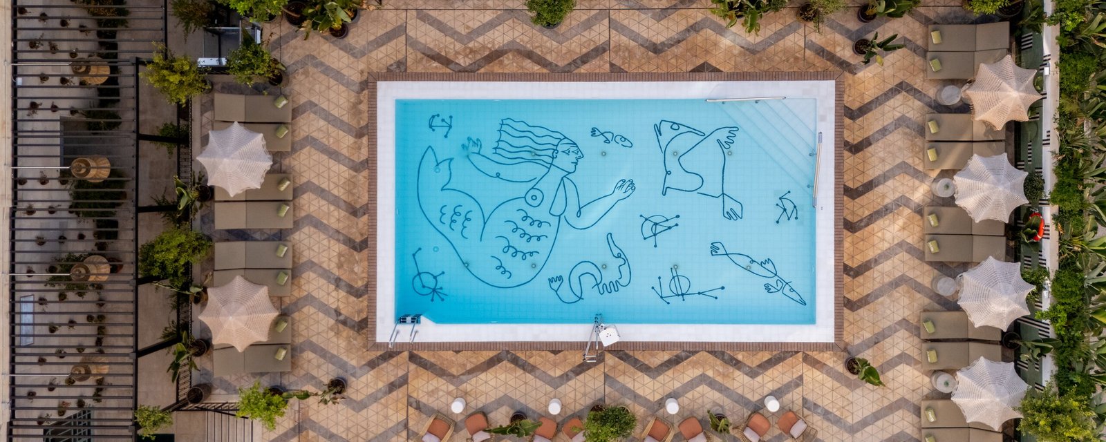 Only YOU Hotel Sevilla, the pool