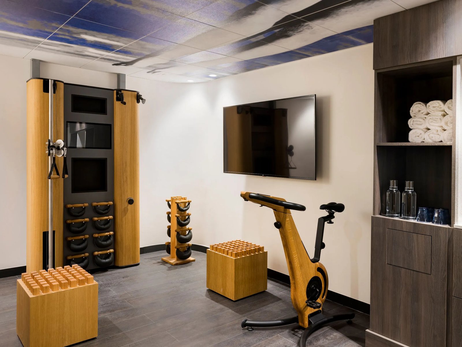 FirstName Bordeaux - JDV by Hyatt, the gym and sauna