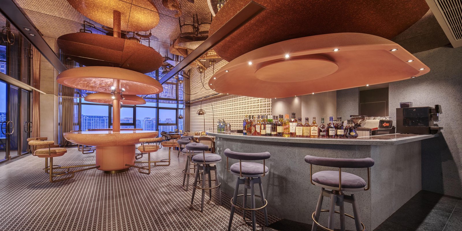 Hotel Indigo Zhuhai Xiangzhou by IHG, at the table