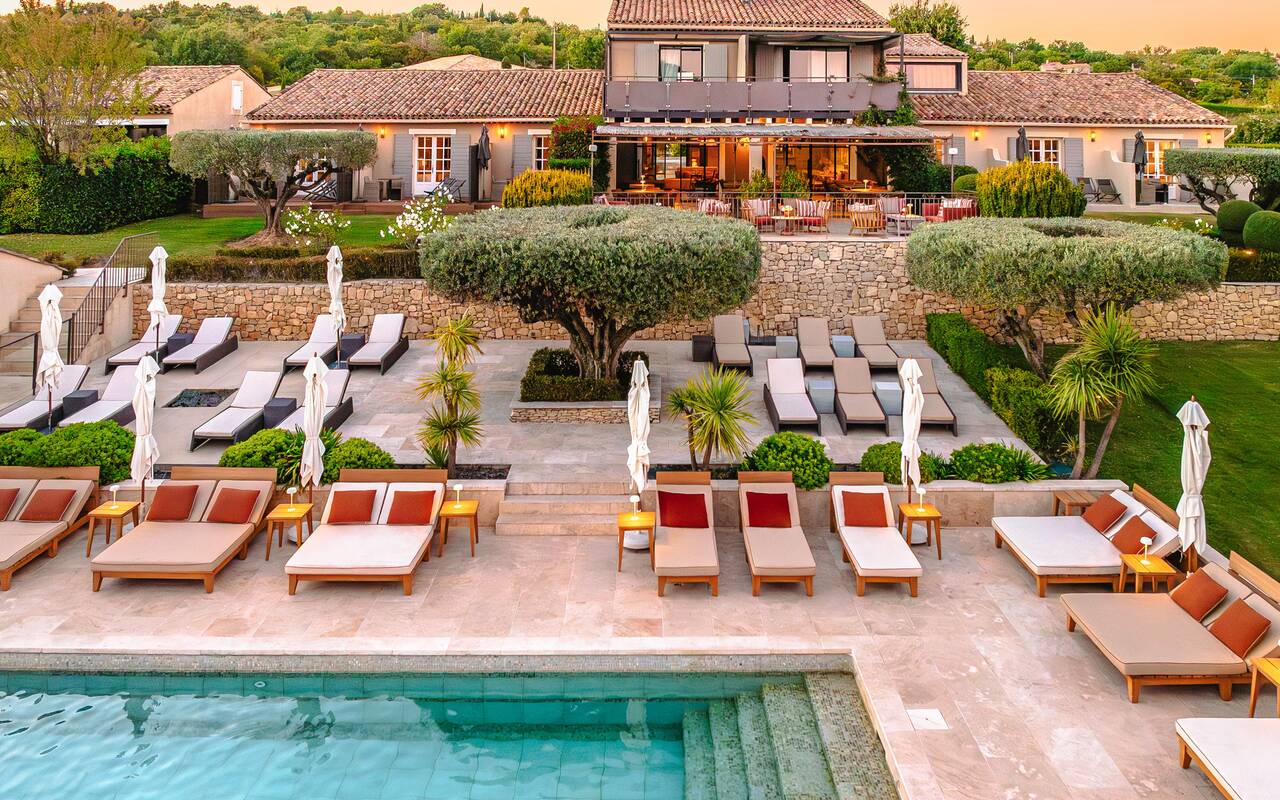 Hôtel La Bastide Saint Georges, the pool