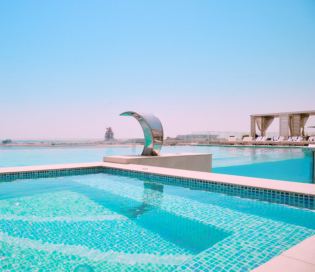 The OQ Hotel, the pool