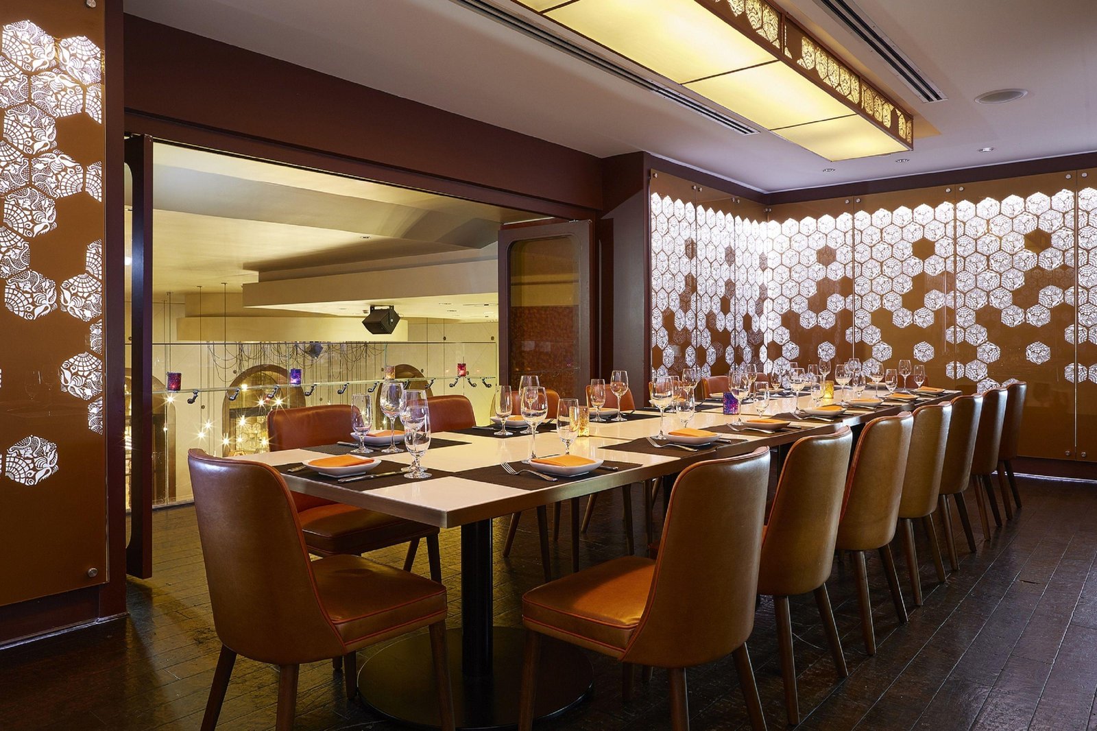 The Blackstone Autograph Collection — eat & drink