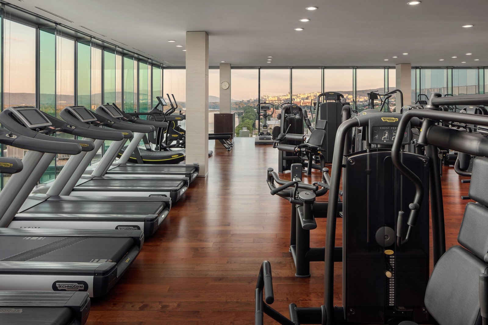 Grand Hotel River Park, a Luxury Collection Hotel, Bratislava, the gym