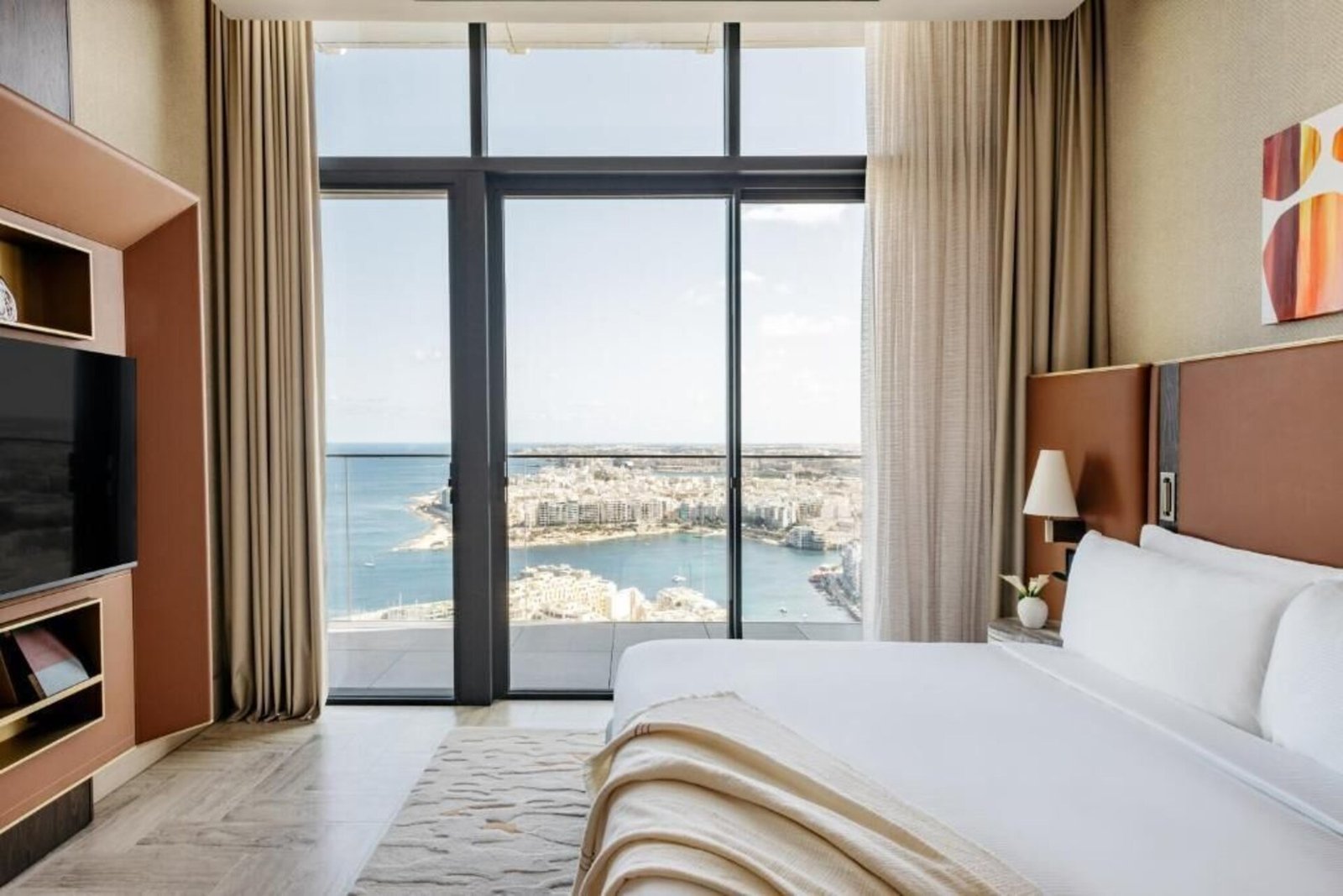 ME Malta, rooms