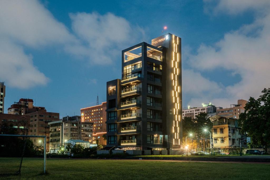 Chez Nous Taipei — backstory