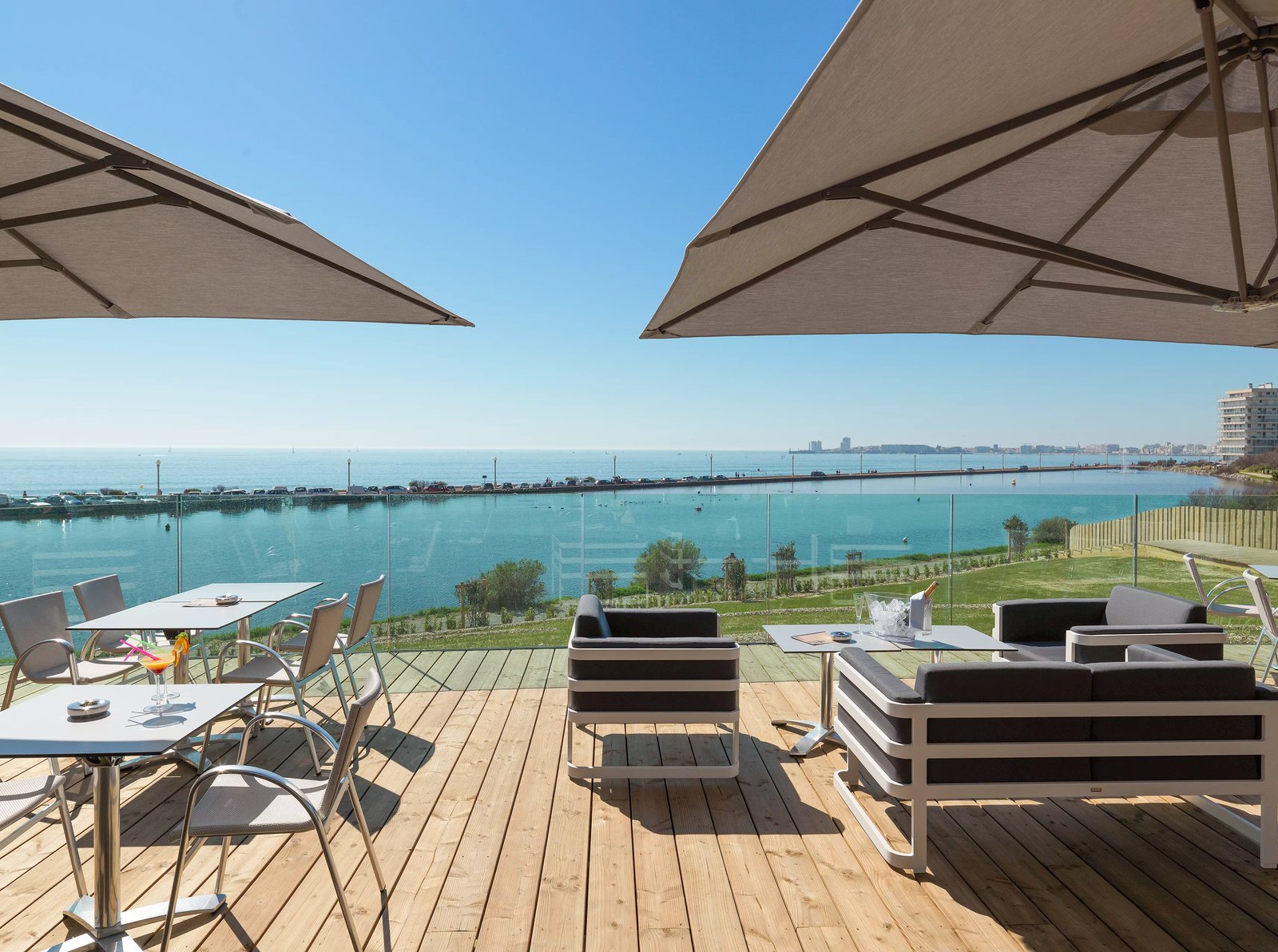 Côte Ouest Thalasso & Spa Les Sables-d'Olonne - MGallery, at the table