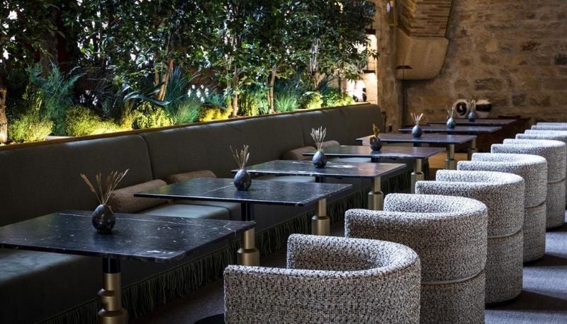 Parador de Jaén, at the table