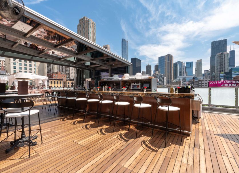 The Godfrey Hotel Chicago — eat & drink