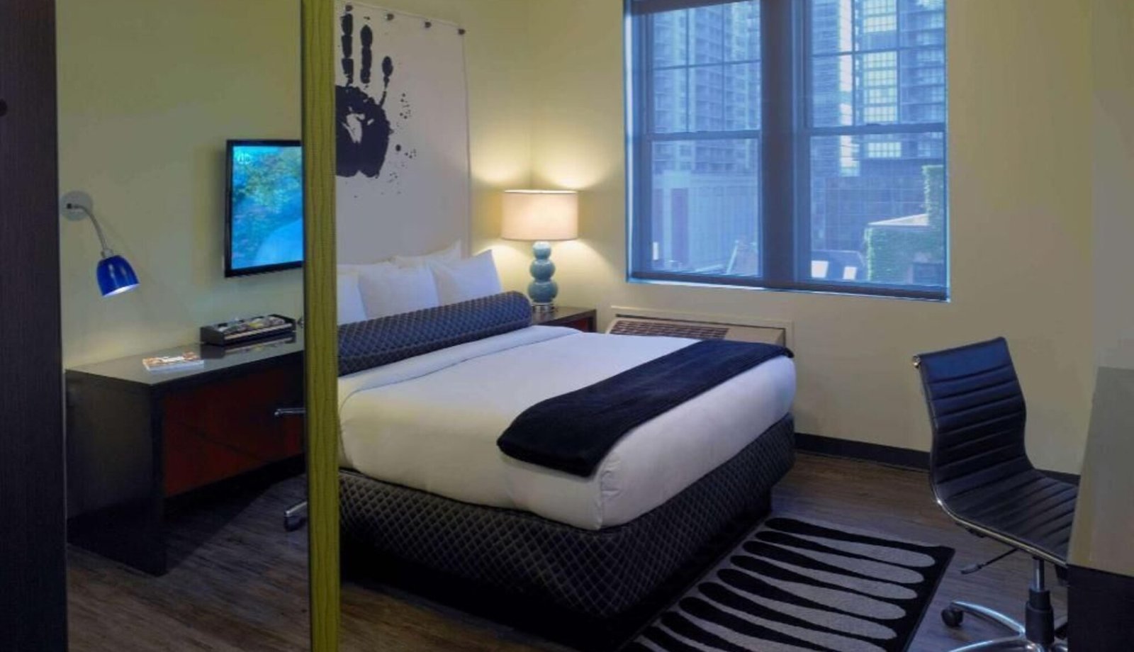 ACME Hotel Chicago — rooms