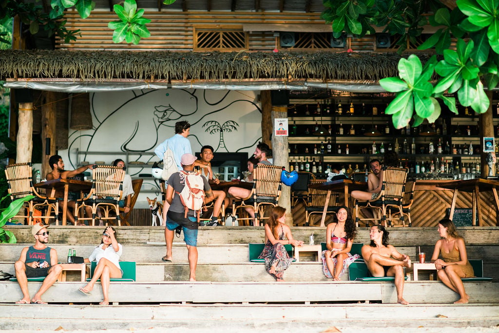 Maremegmeg Beach Club, maremegmeg beach bar