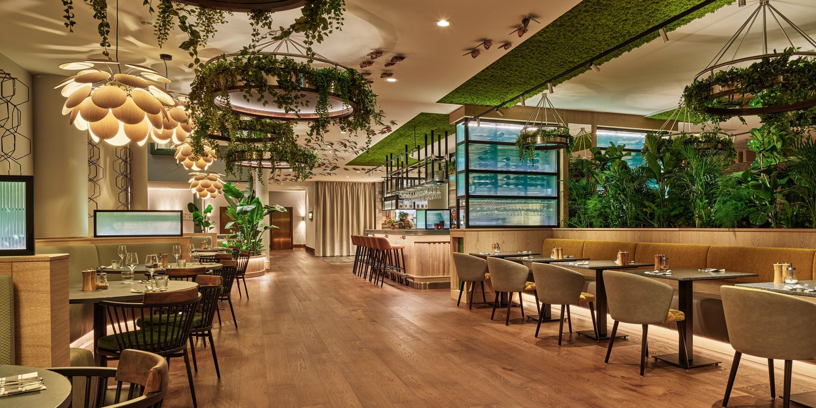voco the Hague by IHG, botanica kitchen bar & lounge