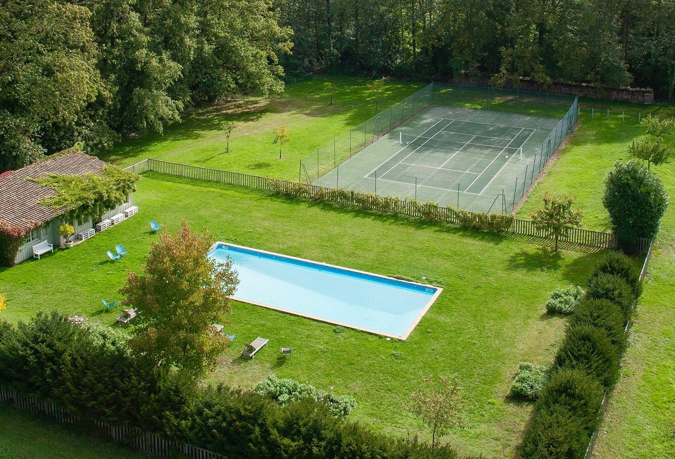 Château de la Bourdaisière, the pool