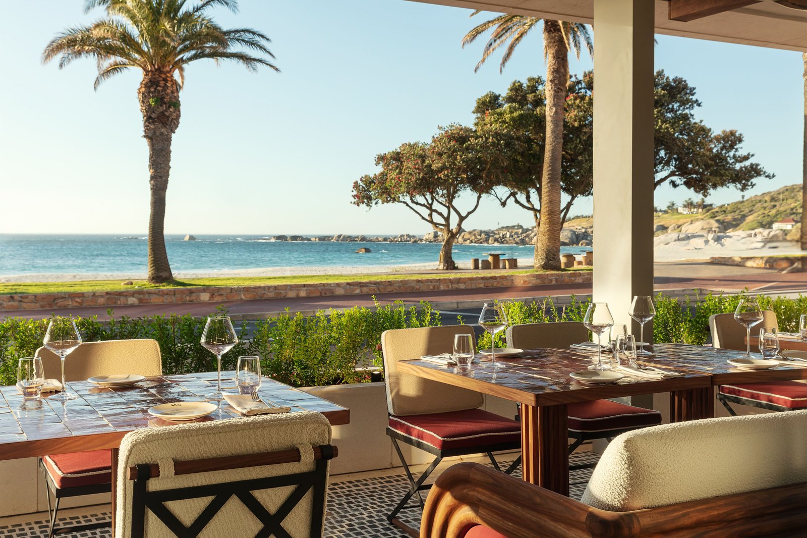 Morea House, Autograph Collection, omri restaurant & bar