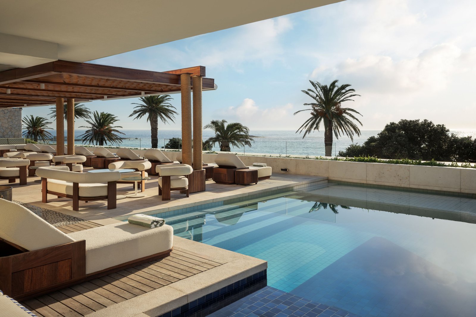 Morea House, Autograph Collection, the pool