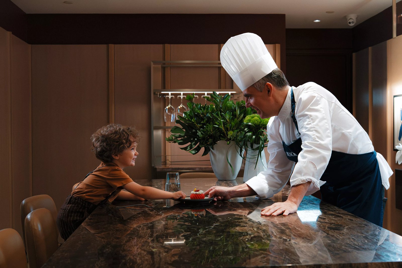 Sofitel Montreal Golden Mile, at the table