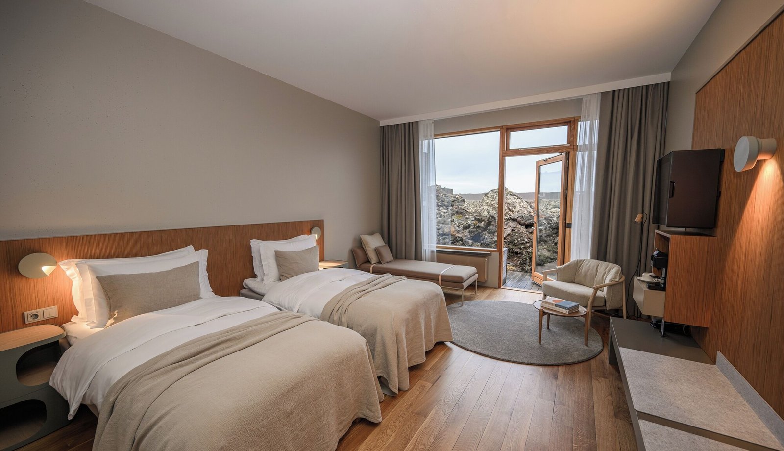 Silica Hotel