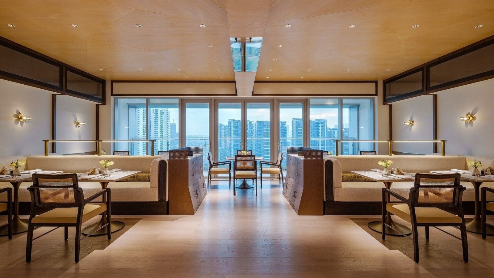 Artisse Place, yue·lab bar & lounge