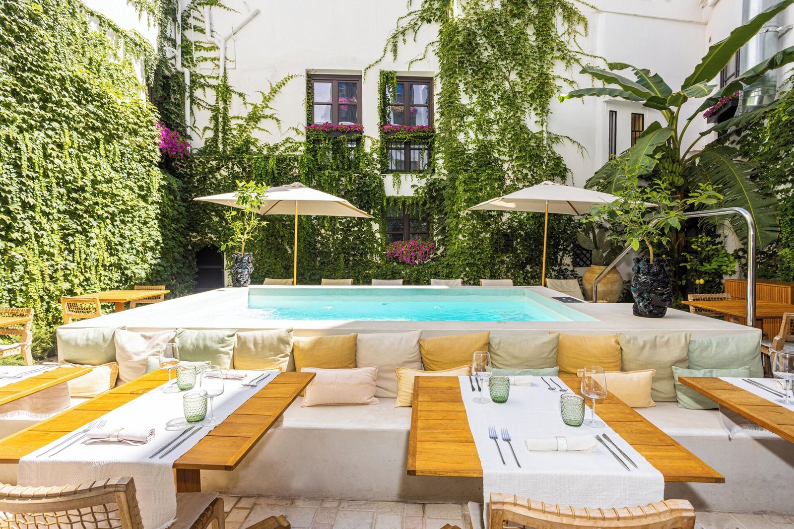 Casa Nostra Boutique Hotel, the pool