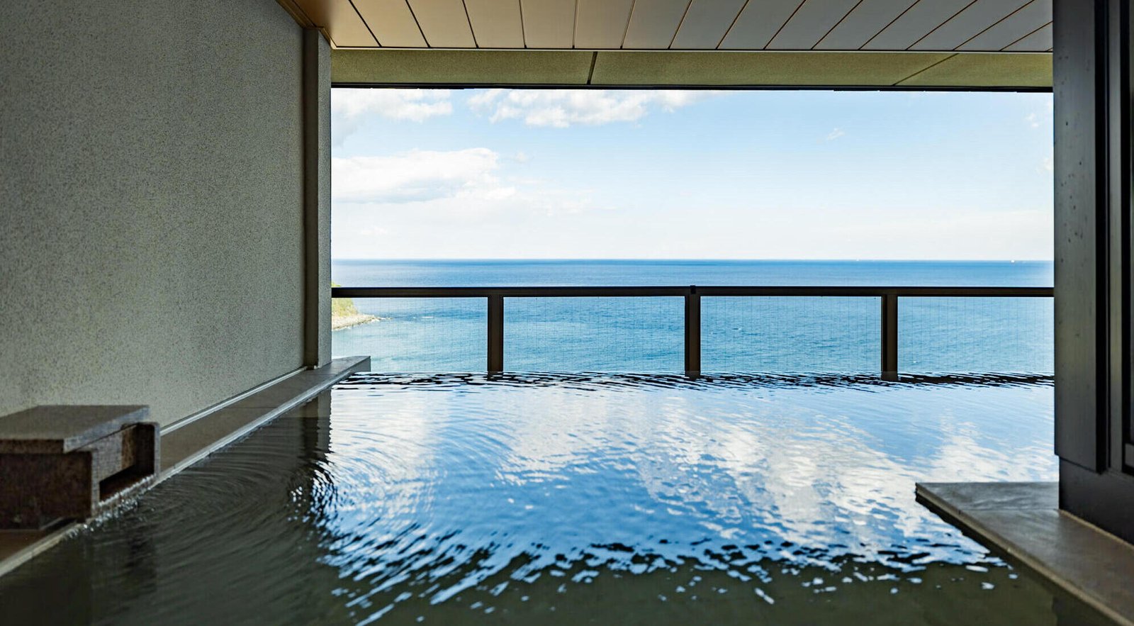 IZU RETREAT ATAWAGA SUIKO by Onko Chishin, the spa