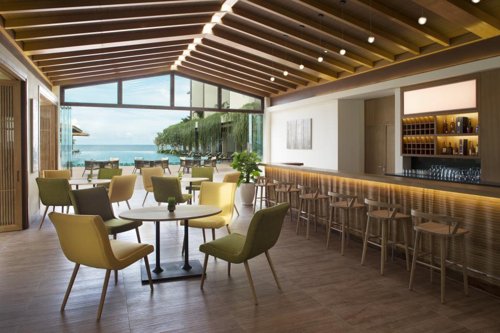 Dusit Princess Moonrise Beach Resort — eat & drink