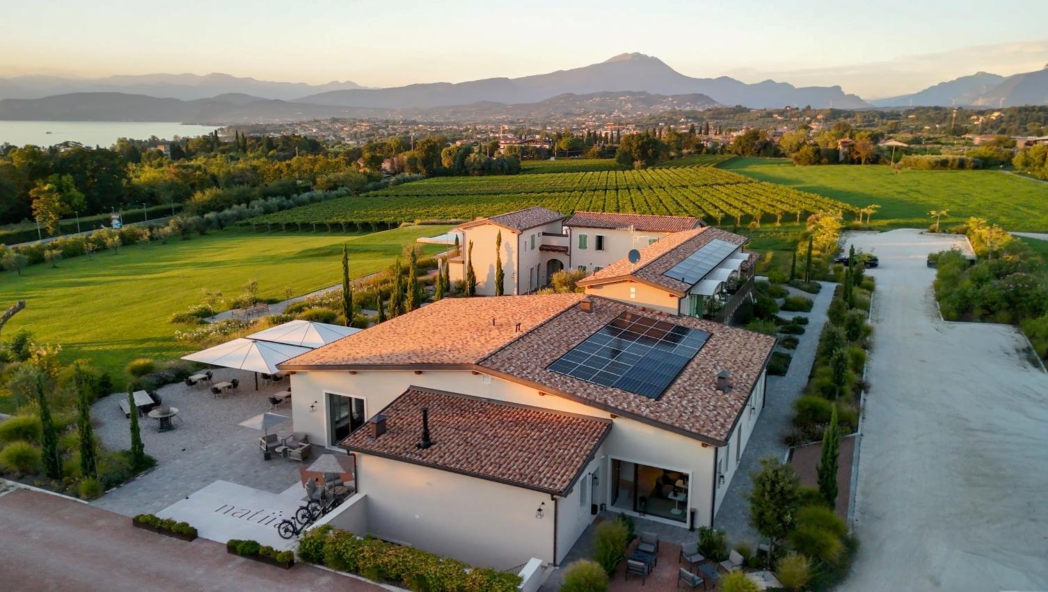 Natiia Wine Relais (+14)