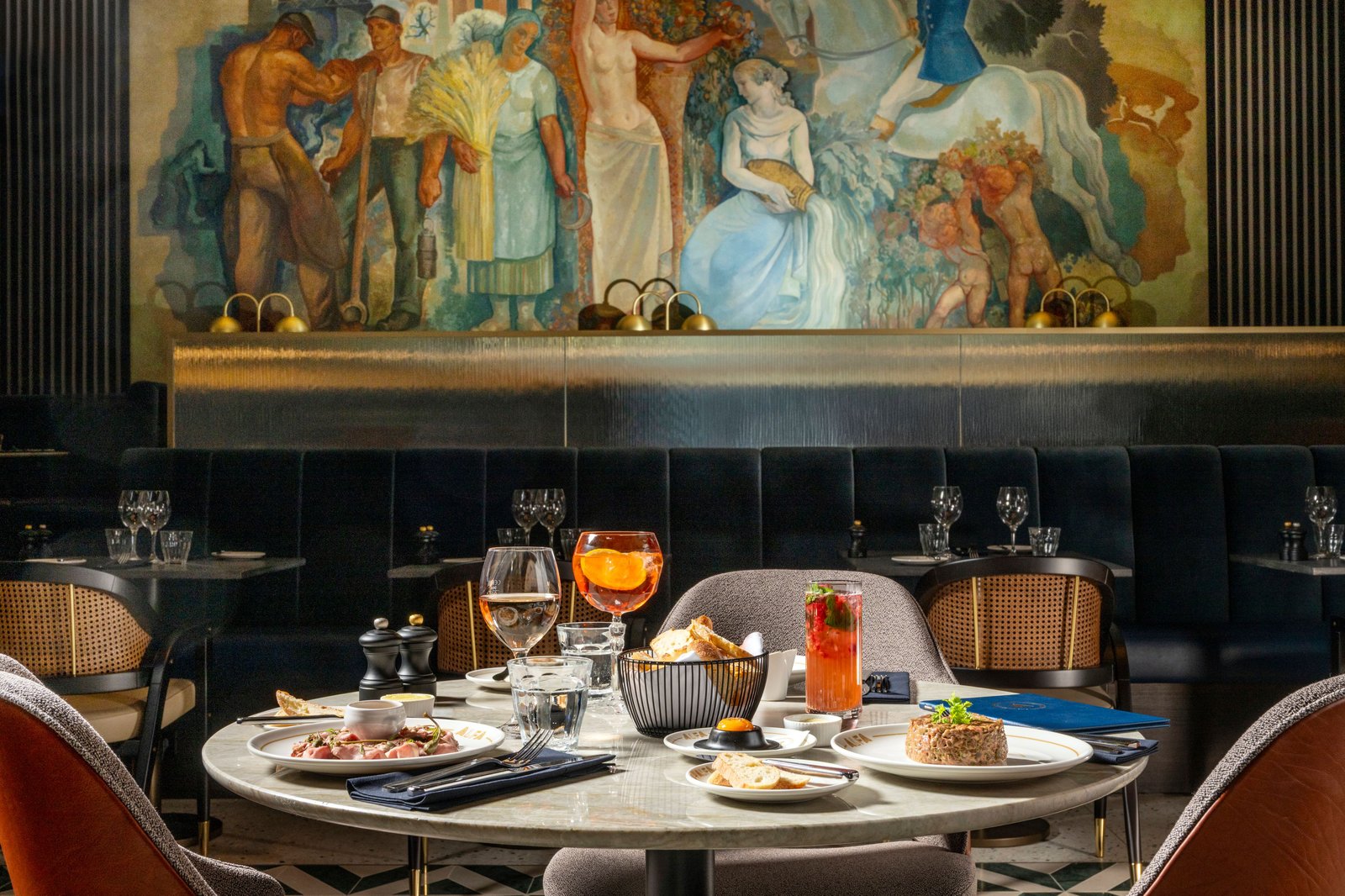 Luxembourg Marriott Hotel Alfa, brasserie alfa