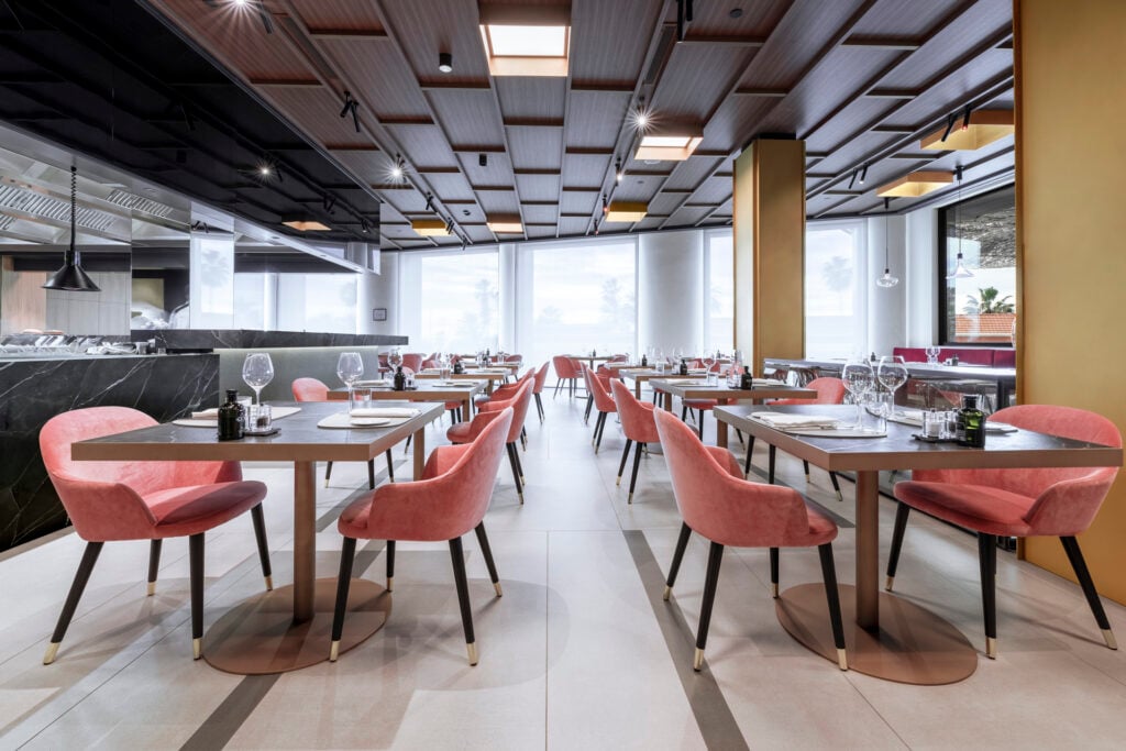 Europa Palace, at the table