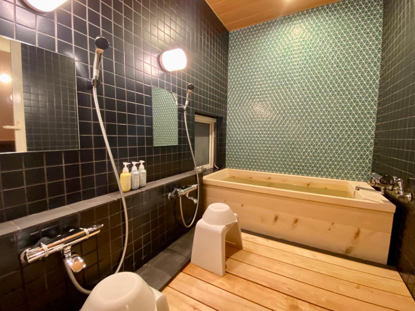 Element, rooms