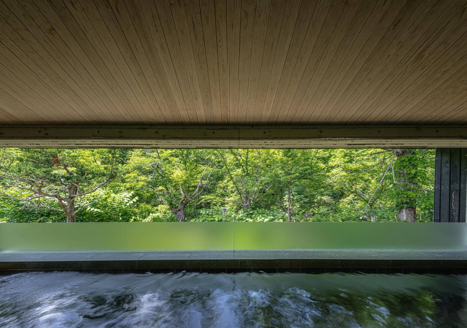 OTARU RETREAT KURAMURE by Onko Chishin