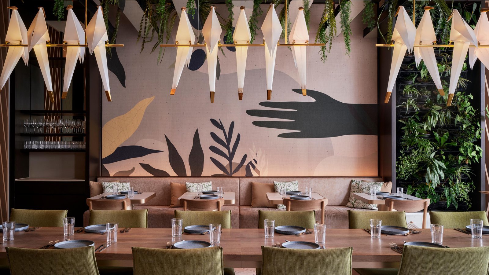 SOUMA Lima, Vignette Collection by IHG, at the table