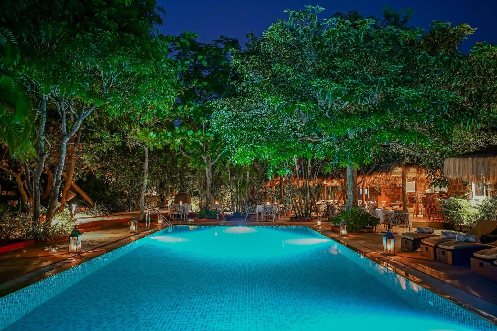 LaRiSa Resort & Spa, Ashwem, the pool