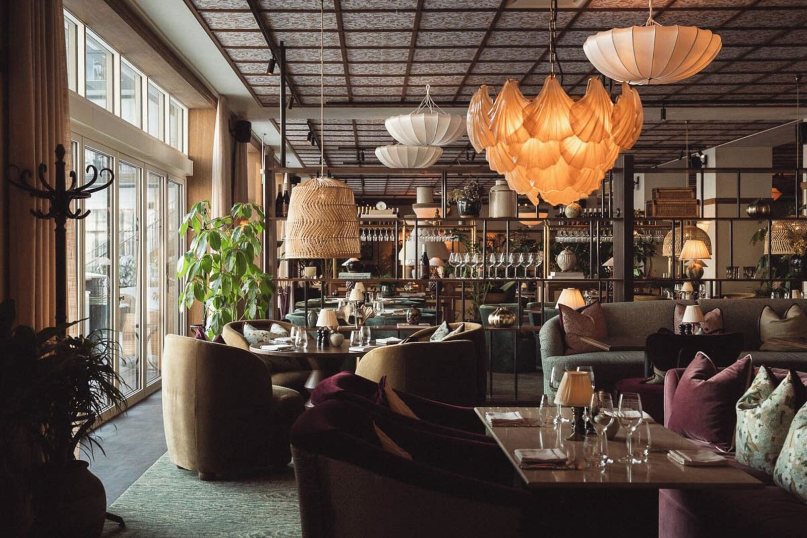 Rox Resort, at the table